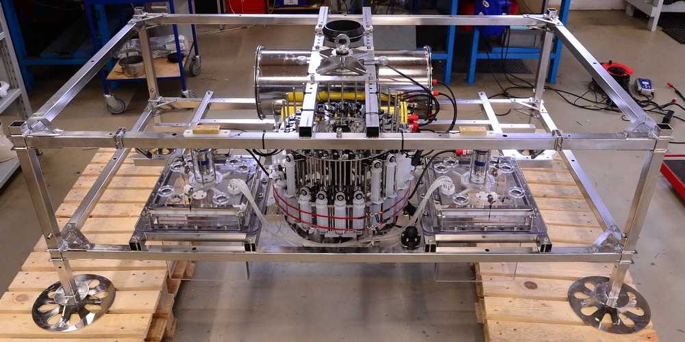 Small lander – no buoyancy