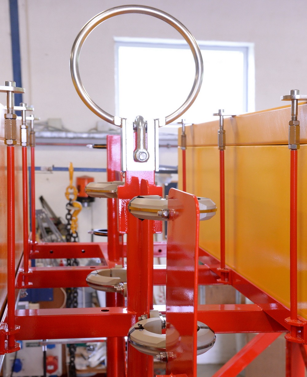 Imgi 12 Brackets And Catch Ring B 1000 1228 F 1