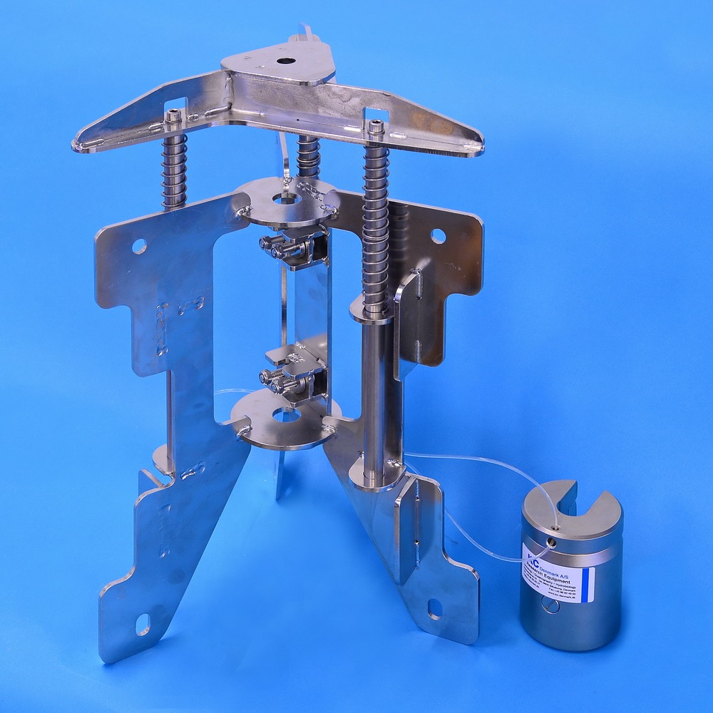 Rack for mounting of 3 pcs. Niskin Bottles 1.7 to 12 litres