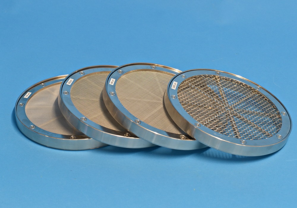 Imgi 17 23.59X Various Filters 1000 700 F 1